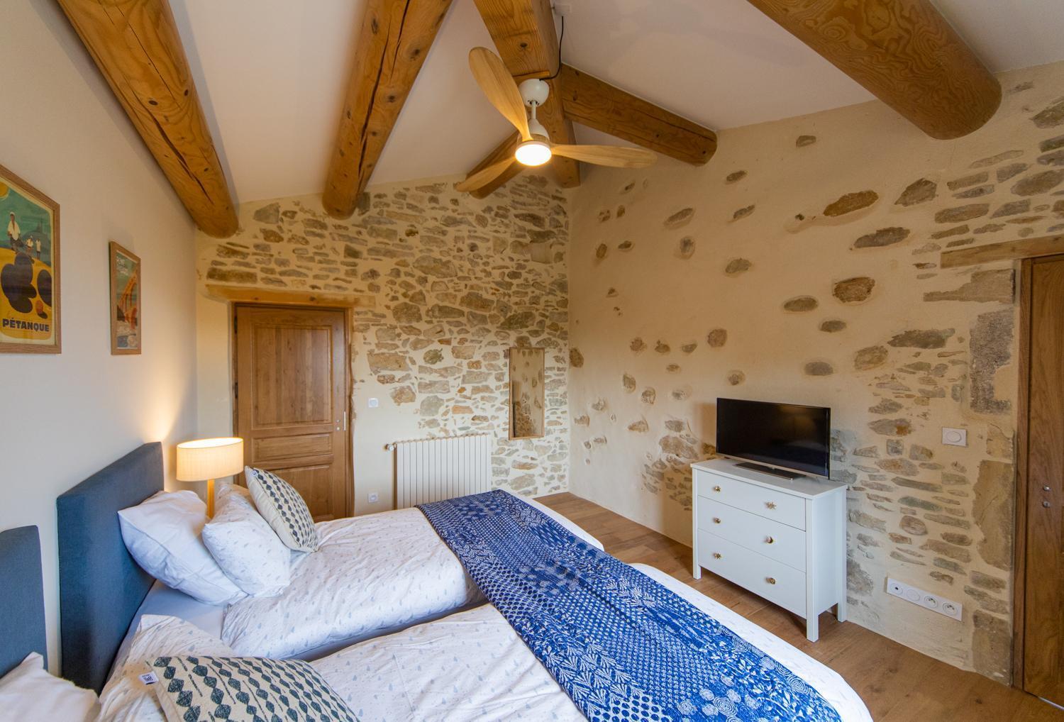 เล เอตวล เดอ โพรว็องซ์ Bed & Breakfast Saint-Paulet-de-Caisson ภายนอก รูปภาพ